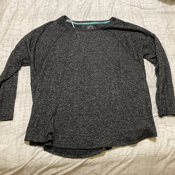 grey long sleeve 1X - Picture 1 of 3